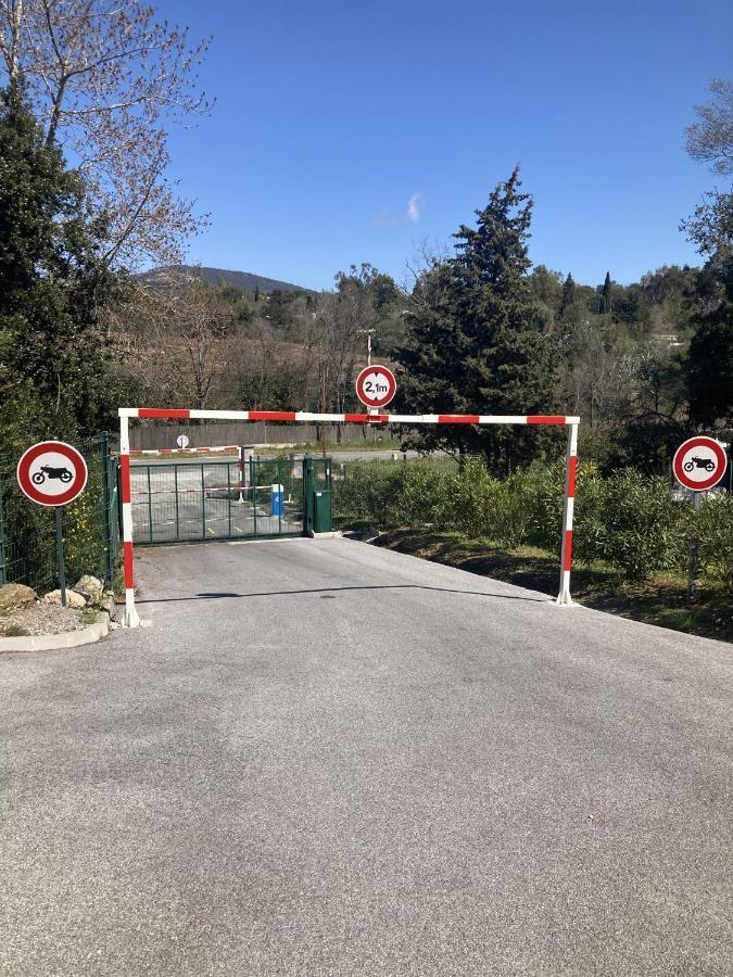 Les Restanques Vue Mer Pressoir 3131 Grimaud Exteriör bild