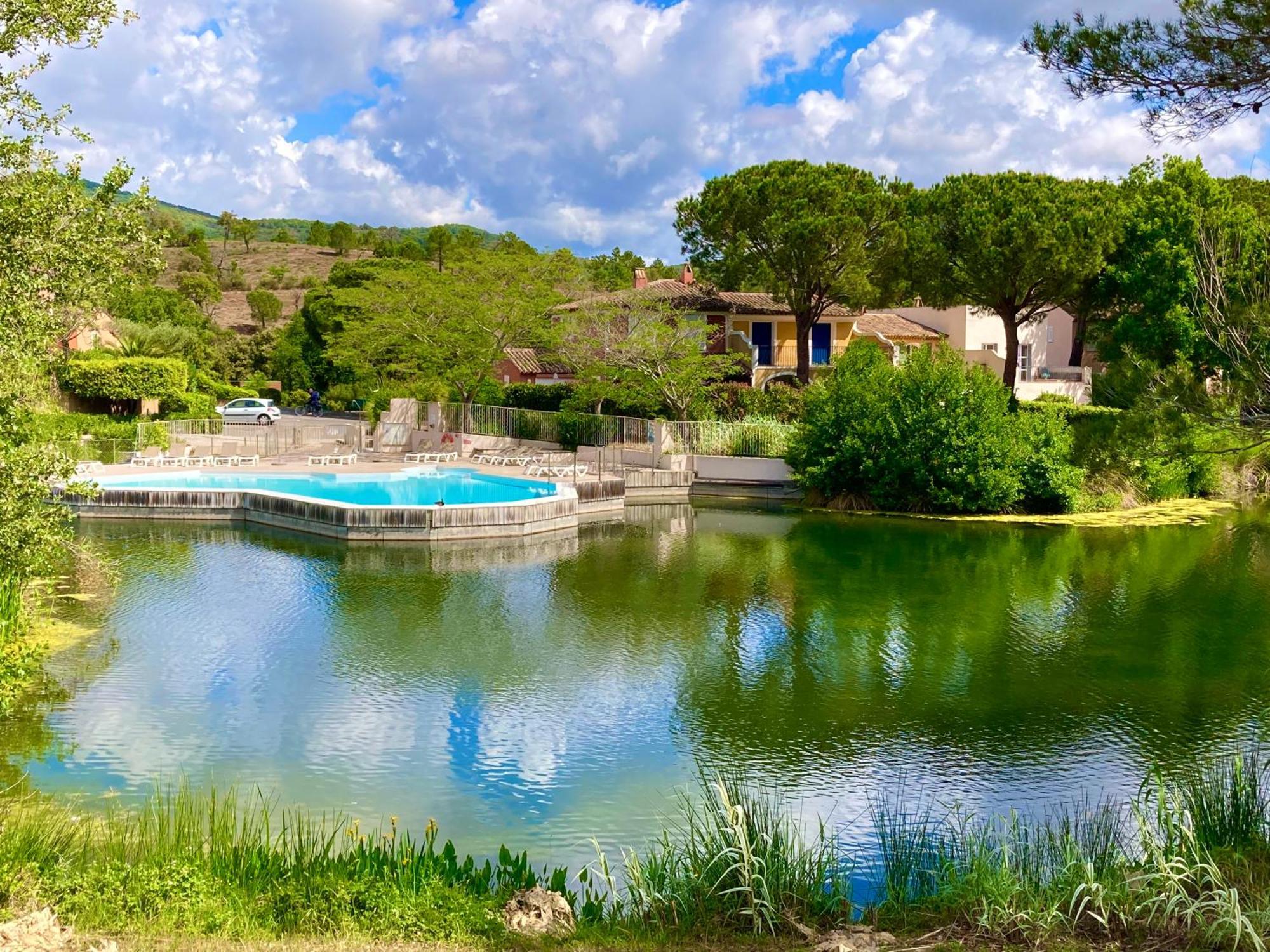 Les Restanques Vue Mer Pressoir 3131 Grimaud Exteriör bild