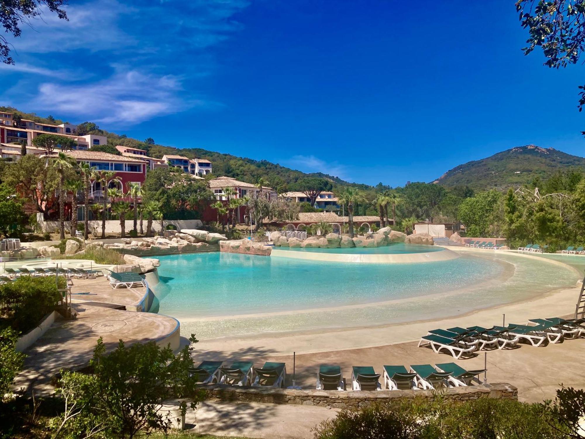 Les Restanques Vue Mer Pressoir 3131 Grimaud Exteriör bild